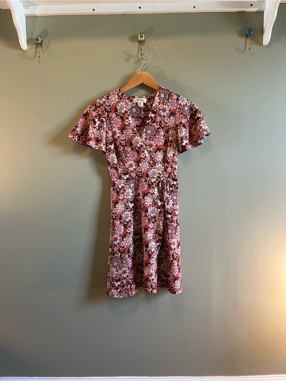 Monteau‎ Los Angeles Floral Wrap Mini Dress in Pink